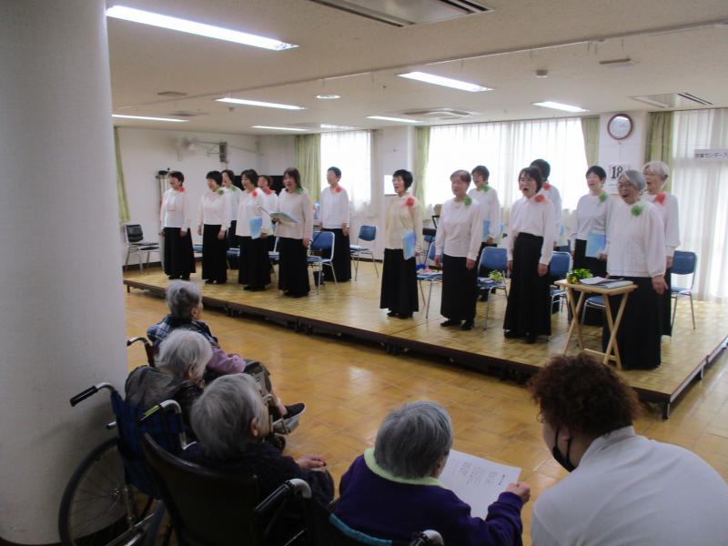 ���{�@�R���̒a����ɕl���΃n�~���O�l�����Ă���܂���